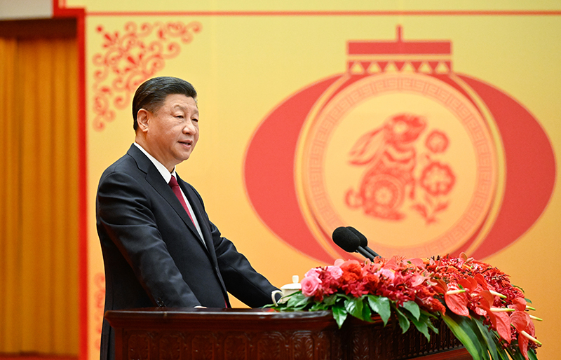 1月20日,中共中央、国务院在北京人民大会堂举行2023年春节团拜会。中共中央总书记、国家主席、中央军委主席习近平发表讲话。